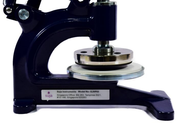 Hydrolic cutter side view