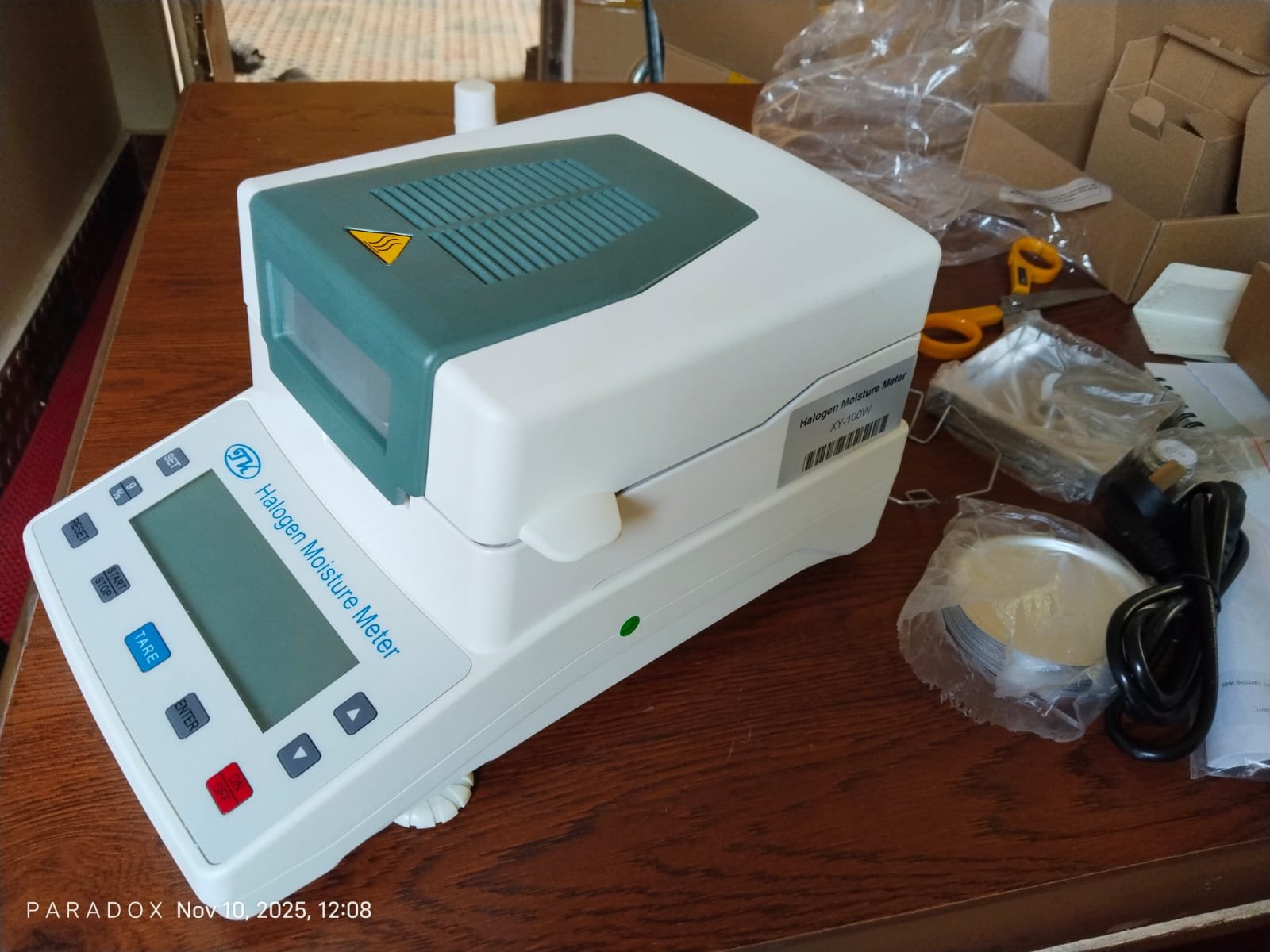 Digital Halogen Moisture Analyzer TK (XY-100W) 1 HalogenXY 100W