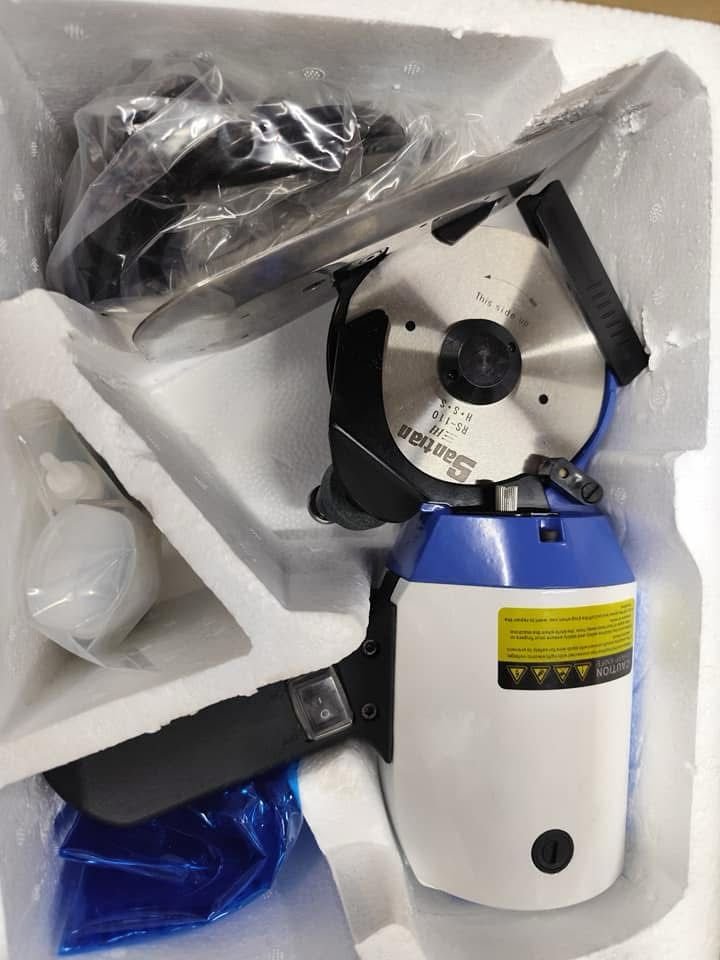 Industrial Fabric Cutting Machine